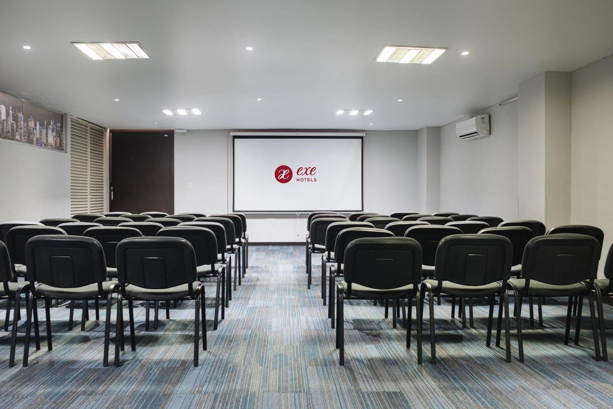 Hotel Exe Cities Reforma 4*